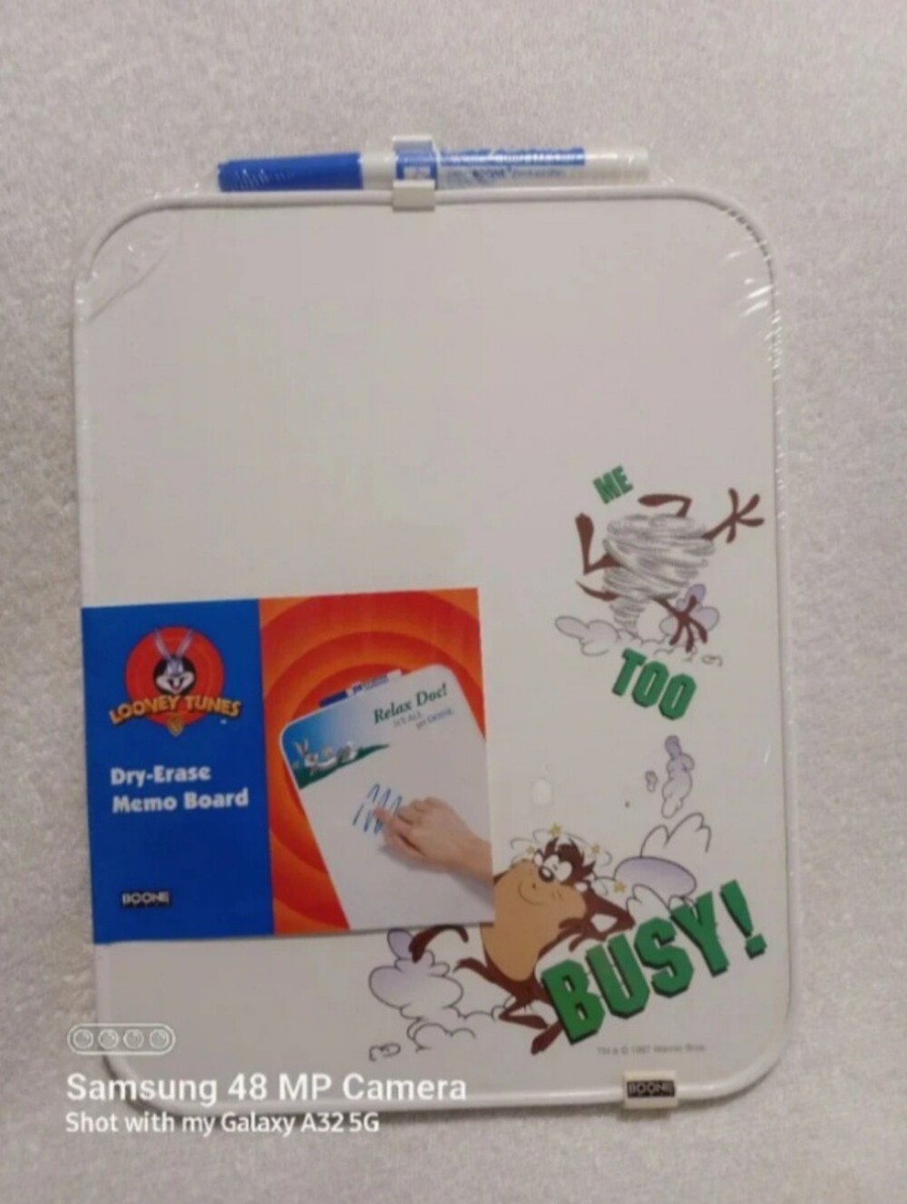 Vintage Looney tunes dry erase memo board